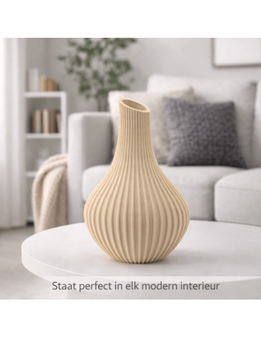 Organische vaas met schuine opening – modern design